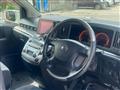 2004 Nissan Elgrand