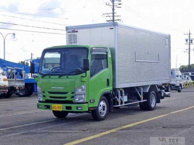 2017 Isuzu Elf Truck