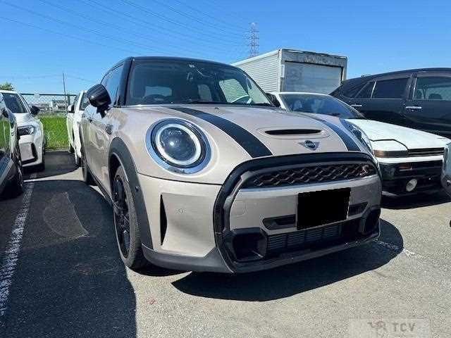2022 BMW MINI