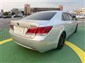 2013 Toyota Crown Hybrid