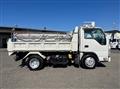 2013 Isuzu Elf Truck