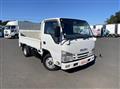 2016 Isuzu Elf Truck