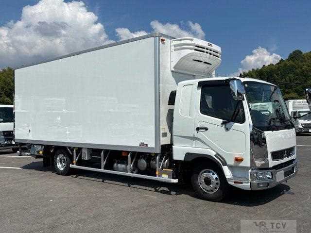2025 Mitsubishi Fuso Fighter