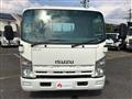 2013 Isuzu Elf Truck