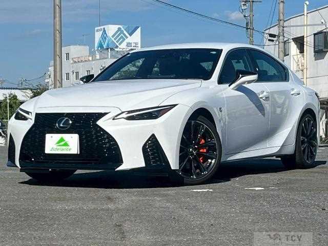2023 Lexus IS