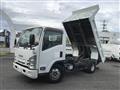 2017 Isuzu Elf Truck