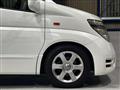 2003 Nissan Elgrand