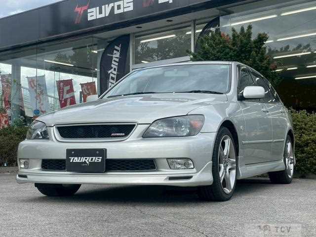 2001 Toyota Altezza Gita