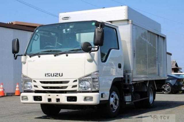 2016 Isuzu Elf Truck
