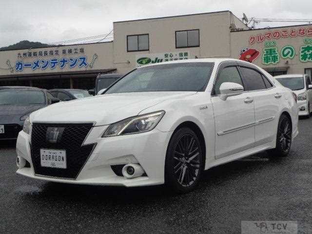 2015 Toyota Crown