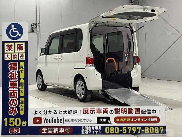 2011 Daihatsu Tanto