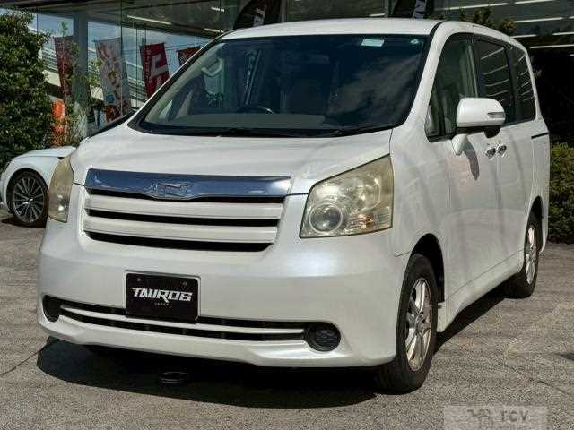 2009 Toyota Noah