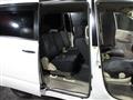 2005 Toyota Noah