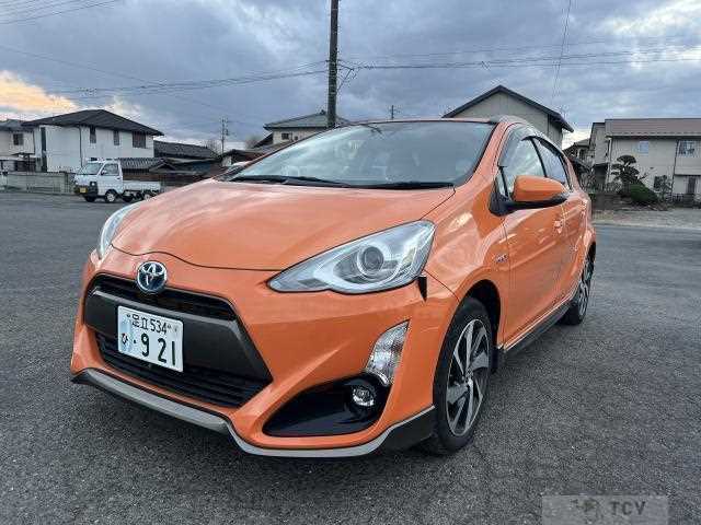 2016 Toyota AQUA