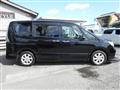2012 Nissan Serena