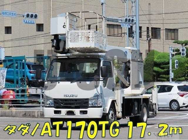 2017 Isuzu Elf Truck