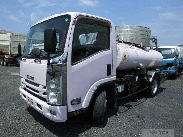 2015 Isuzu Elf Truck