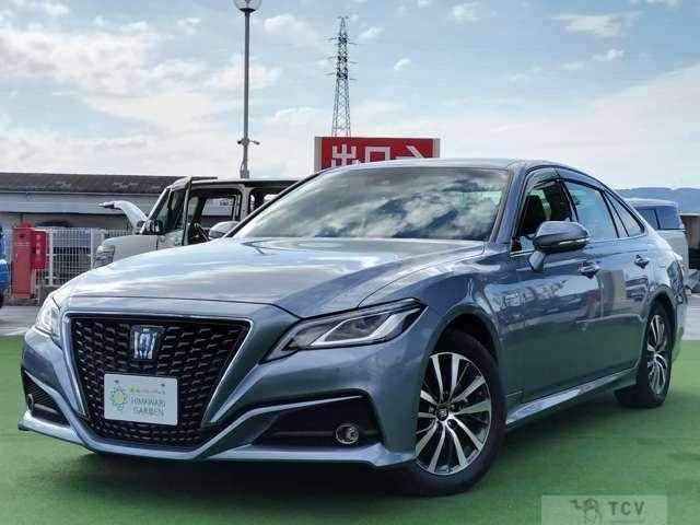 2020 Toyota Crown Hybrid