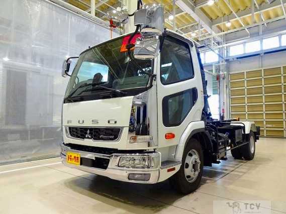 2025 Mitsubishi Fuso Fighter