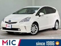 2013 Toyota PRIUS α