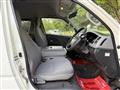 2005 Toyota Hiace Van