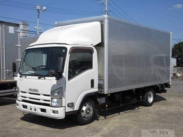 2014 Isuzu Elf Truck