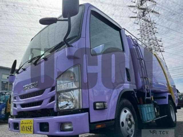 2017 Isuzu Elf Truck