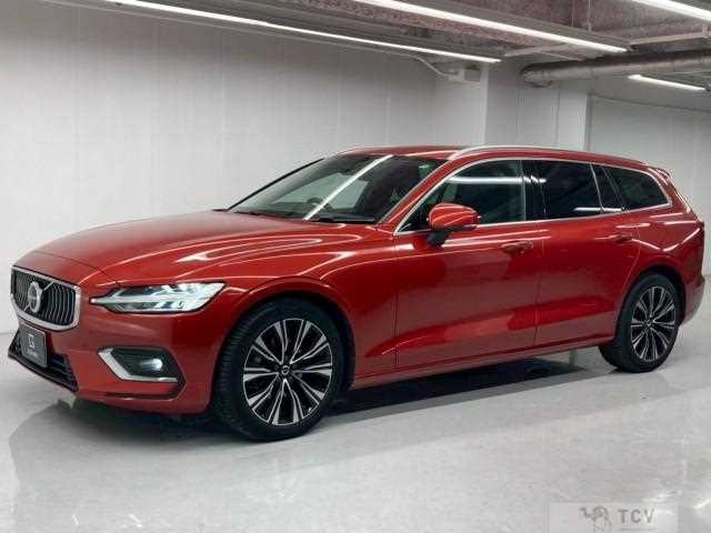 2022 Volvo V60