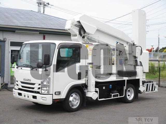 2020 Isuzu Elf Truck