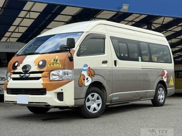 2015 Toyota Hiace Commuter
