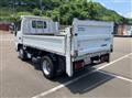 2009 Isuzu Elf Truck
