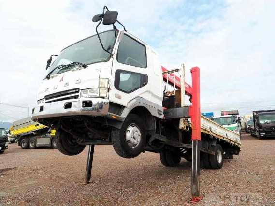 2002 Mitsubishi Fuso Fighter