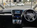 2017 Toyota Alphard G