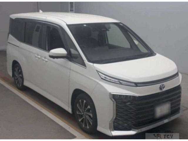 2023 Toyota Voxy