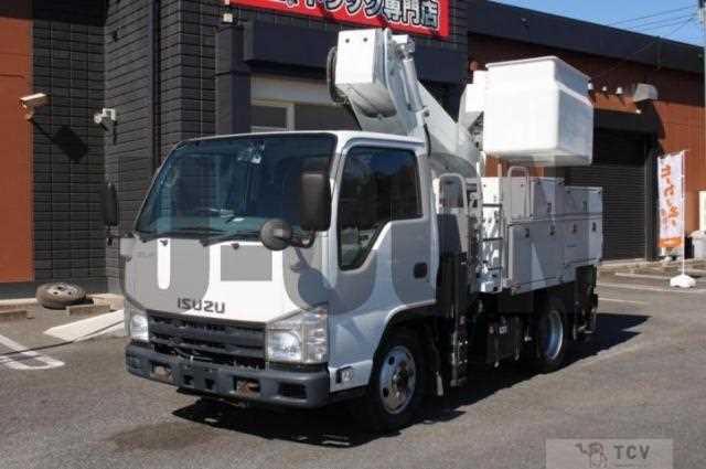 2012 Isuzu Elf Truck