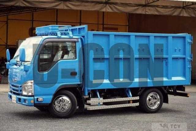 2016 Isuzu Elf Truck