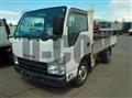2013 Isuzu Elf Truck