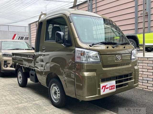2025 Daihatsu Hijet Truck
