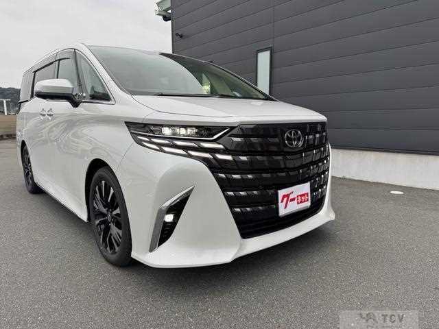 2025 Toyota Alphard Hybrid