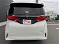 2025 Toyota Alphard Hybrid