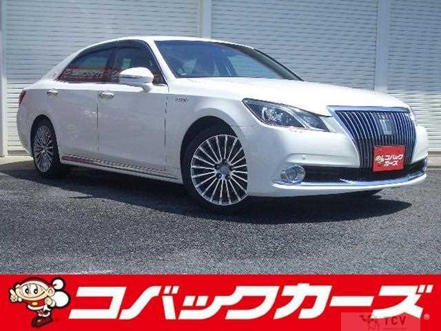 2014 Toyota Crown Majesta