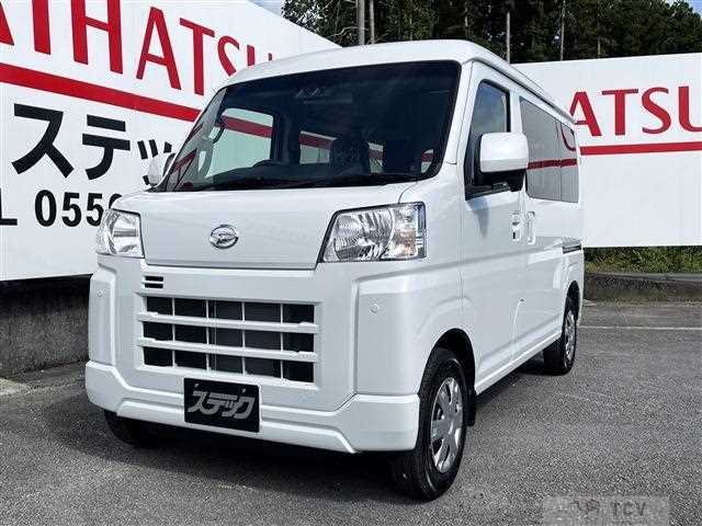 2025 Daihatsu Hijet Cargo