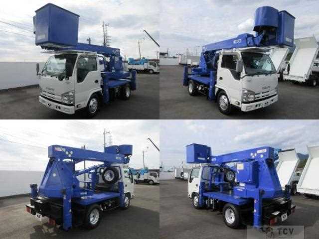 2013 Isuzu Elf Truck