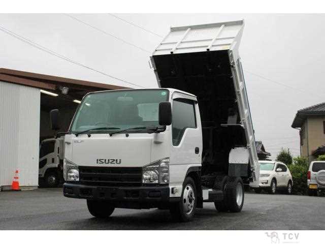 2012 Isuzu Elf Truck