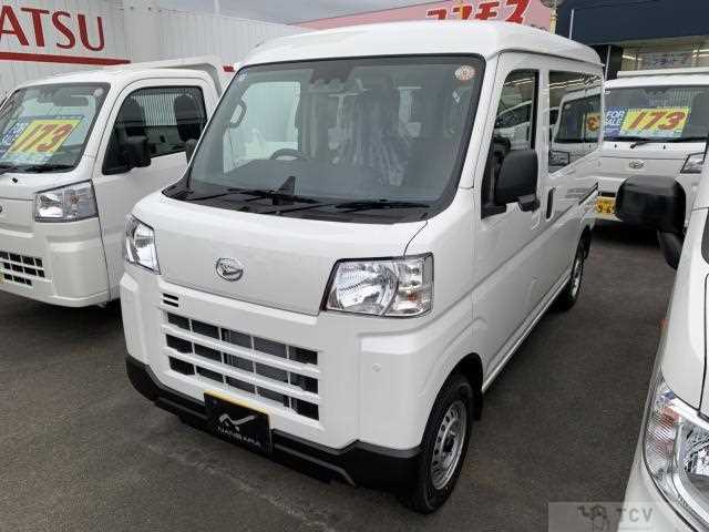 2025 Daihatsu Hijet Cargo