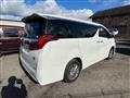 2021 Toyota Alphard Hybrid
