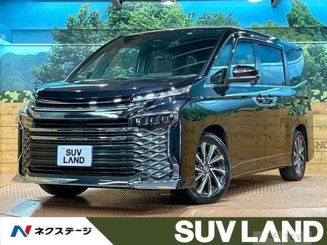 2022 Toyota Voxy