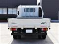2022 Isuzu Elf Truck