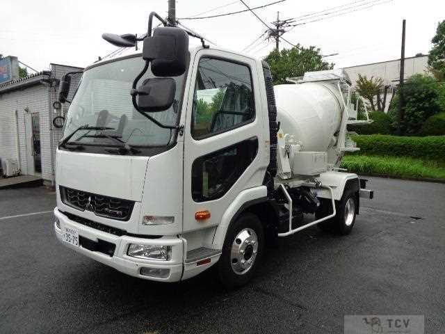 2025 Mitsubishi Fuso Fighter