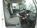 2004 Nissan Atlas